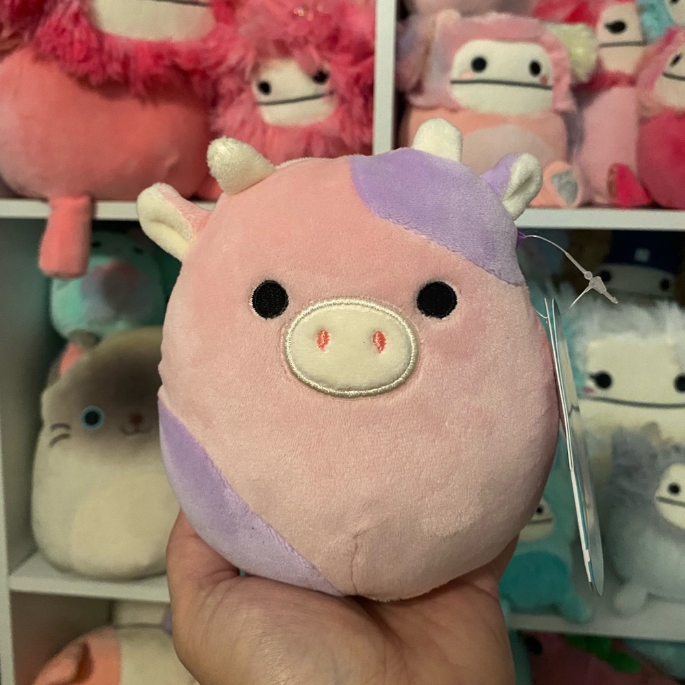 Patty the cow Squishmallow 5”